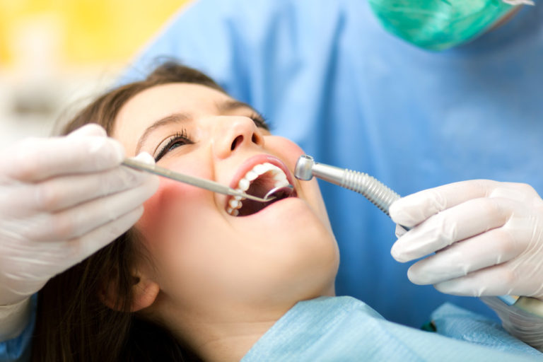 Как можно получить услуги стоматолога в условиях самоизоляции