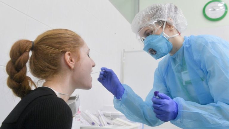 В МВД РФ рассказали о штрафах за отказ от тестирования на коронавирус