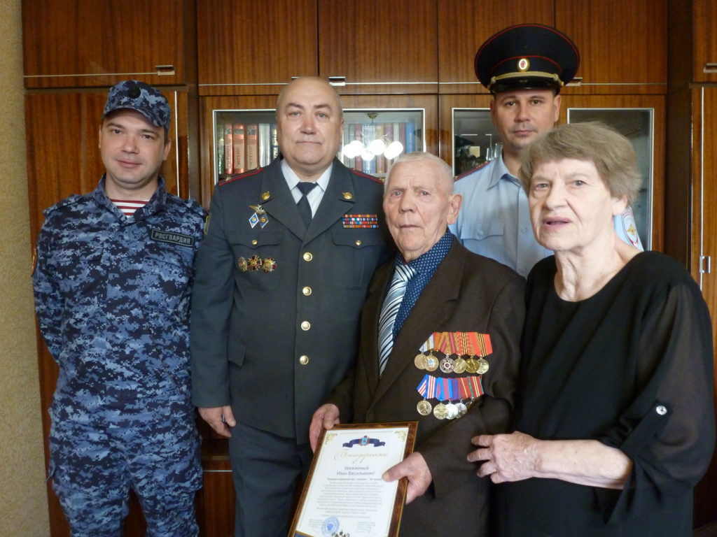 Майор милиции Иван Жданов отметил 90-летний юбилей