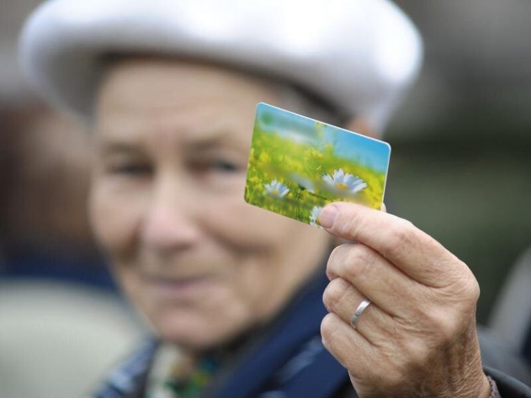 В России готовят нововведение получающим выплаты на карту пенсионерам