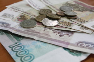 О перечислении выплат в 1895 рублей до конца августа объявил ПФР