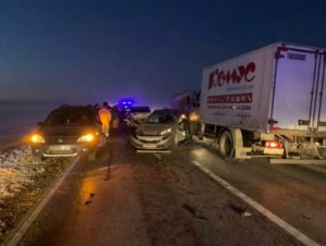 На трассе в Нижегородской области столкнулись девять автомобилей